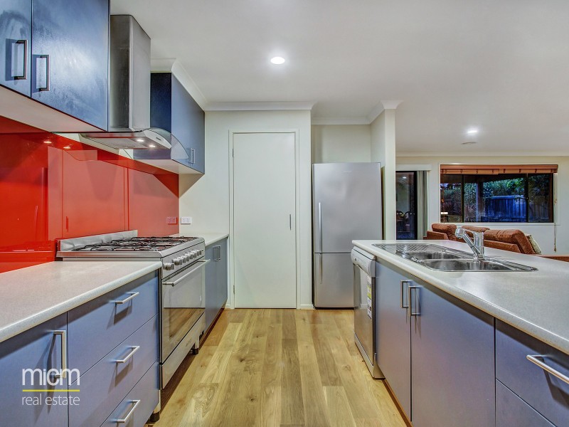 11 Verdure Street, Point Cook VIC 3030