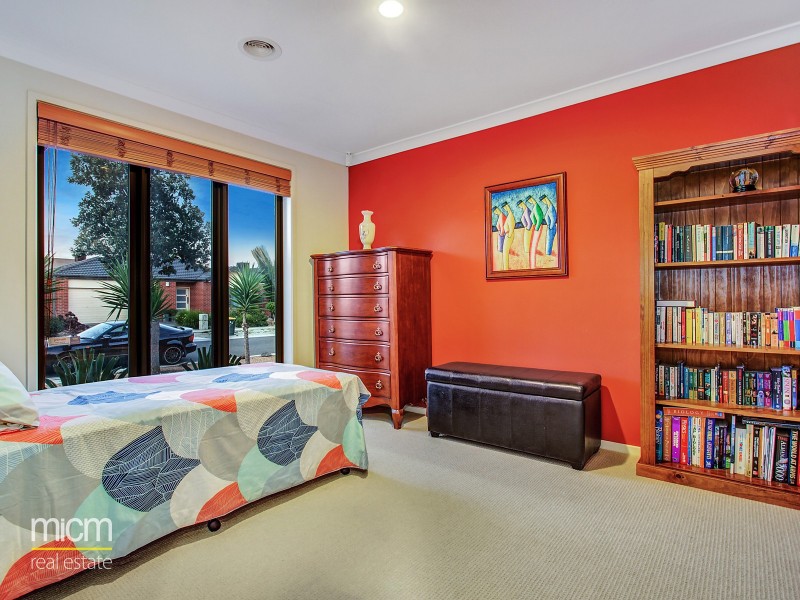 11 Verdure Street, Point Cook VIC 3030