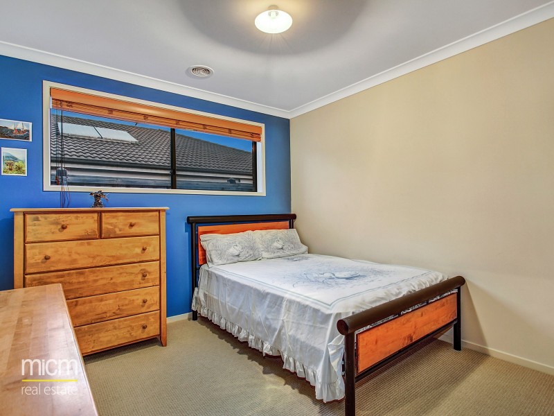 11 Verdure Street, Point Cook VIC 3030