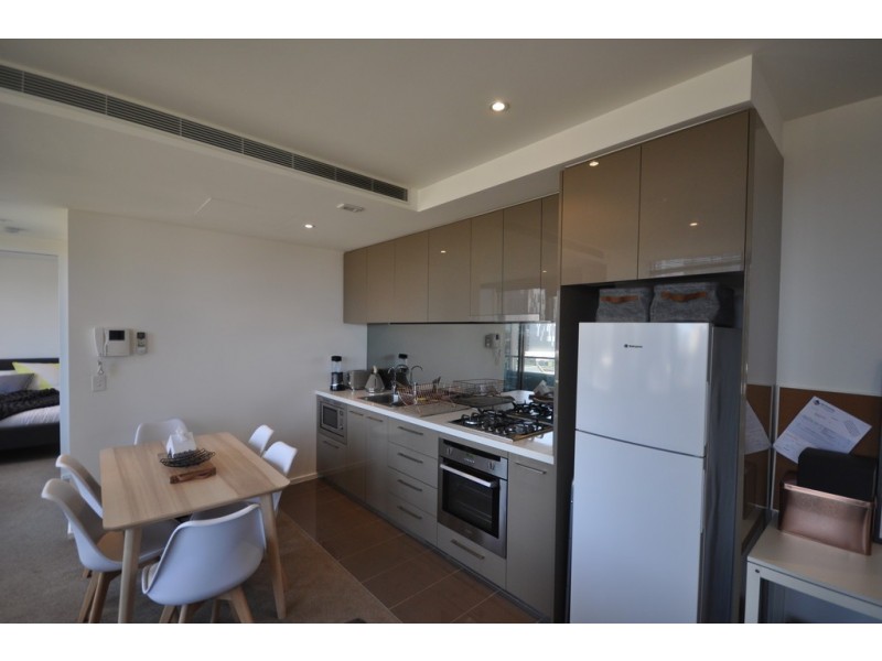 REF 013009/118 Kavanagh Street, Southbank VIC 3006