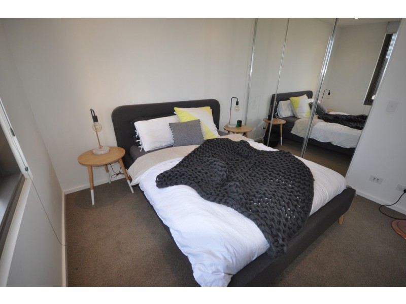 REF 013009/118 Kavanagh Street, Southbank VIC 3006