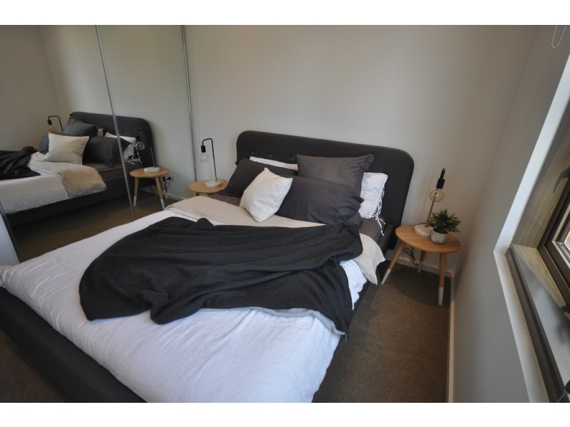 REF 013009/118 Kavanagh Street, Southbank VIC 3006