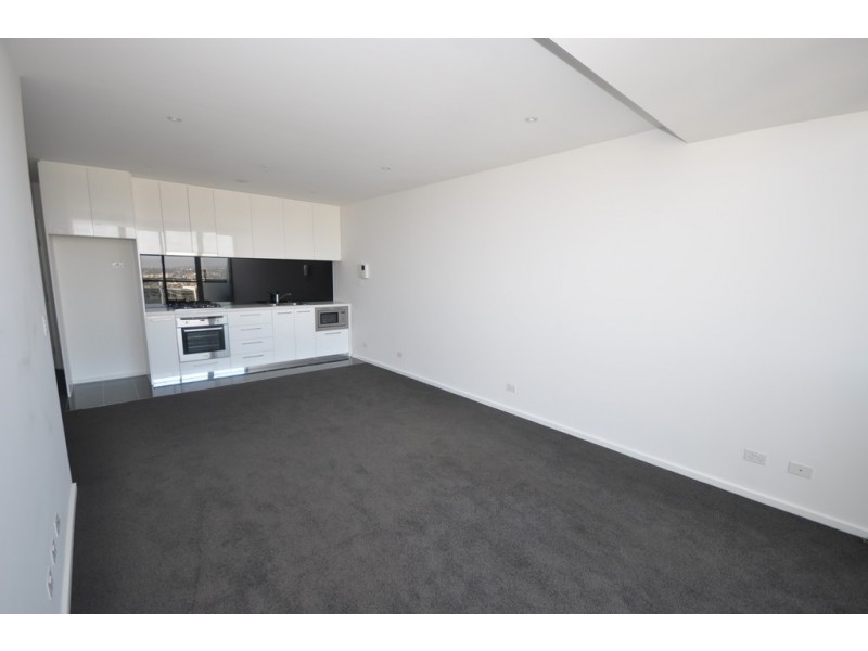REF 013002/118 Kavanagh Street, Southbank VIC 3006