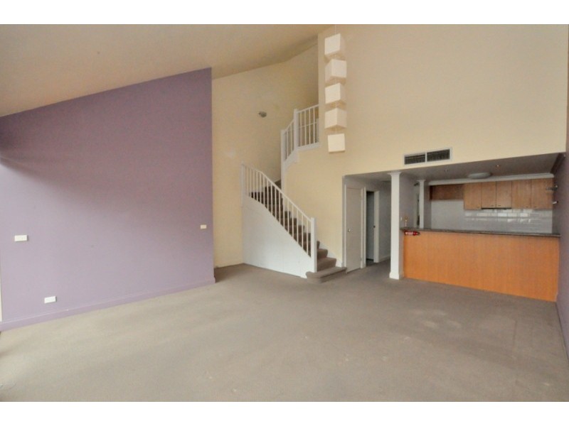 REF 01319/68 Wells Street, Southbank VIC 3006