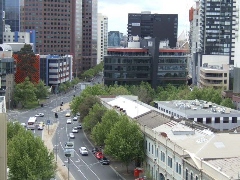 REF 010203/180 City Road, Southbank VIC 3006