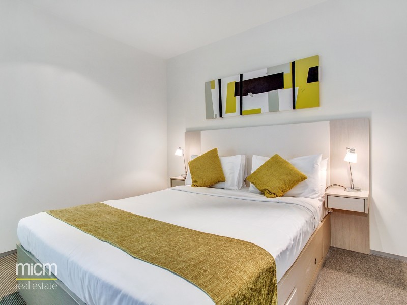 2001/181 A’beckett St, Melbourne VIC 3000