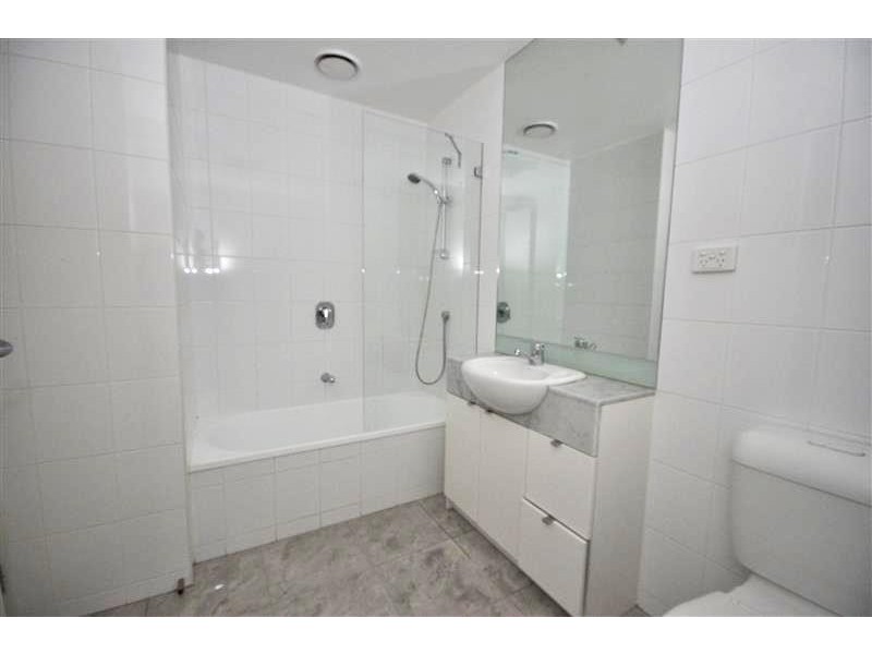 REF 020273/173 City Road, Southbank VIC 3006