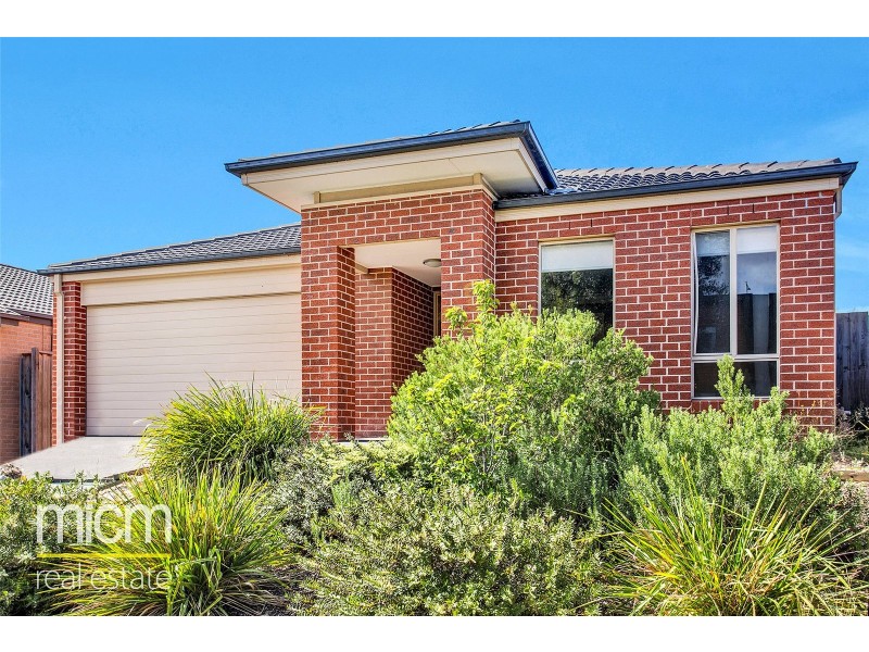 42 Campaspe Way, Point Cook VIC 3030
