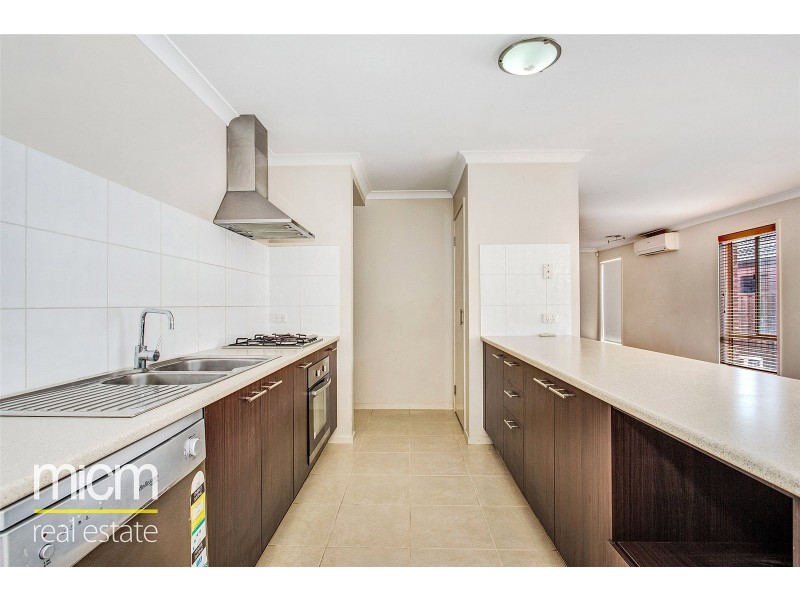 42 Campaspe Way, Point Cook VIC 3030