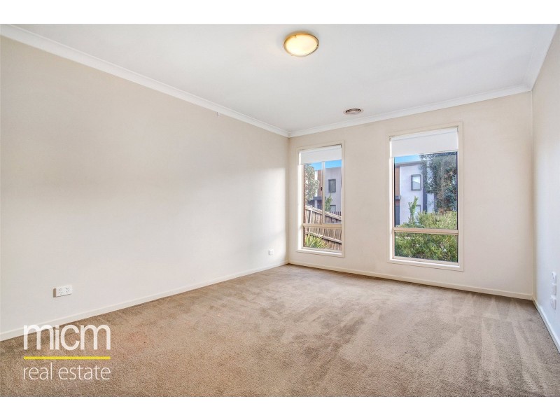 42 Campaspe Way, Point Cook VIC 3030