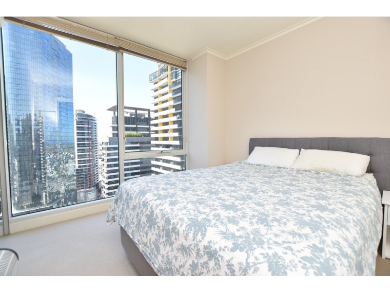 REF 020607/63 Whiteman Street, Southbank VIC 3006