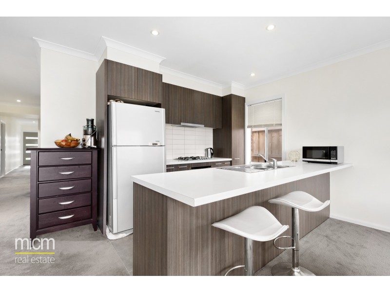 88 Sunnybank Drive, Point Cook VIC 3030