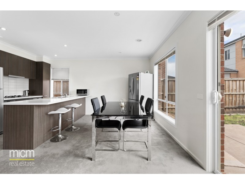 88 Sunnybank Drive, Point Cook VIC 3030