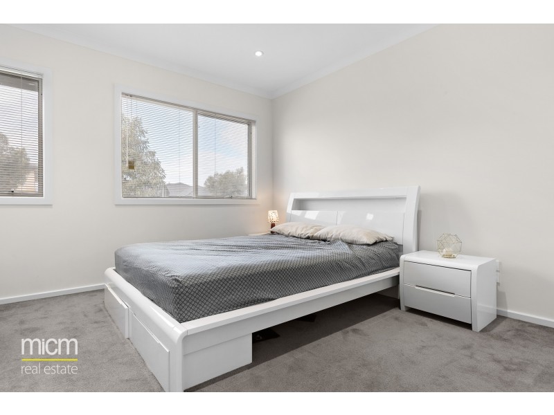 88 Sunnybank Drive, Point Cook VIC 3030