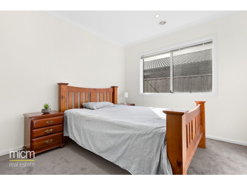 88 Sunnybank Drive, Point Cook VIC 3030