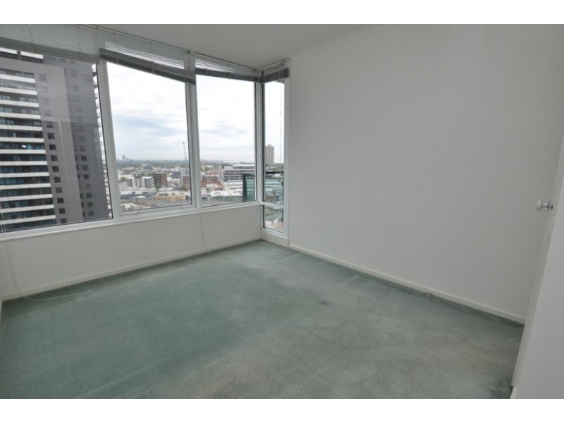 REF 020869/79 Whiteman Street, Southbank VIC 3006