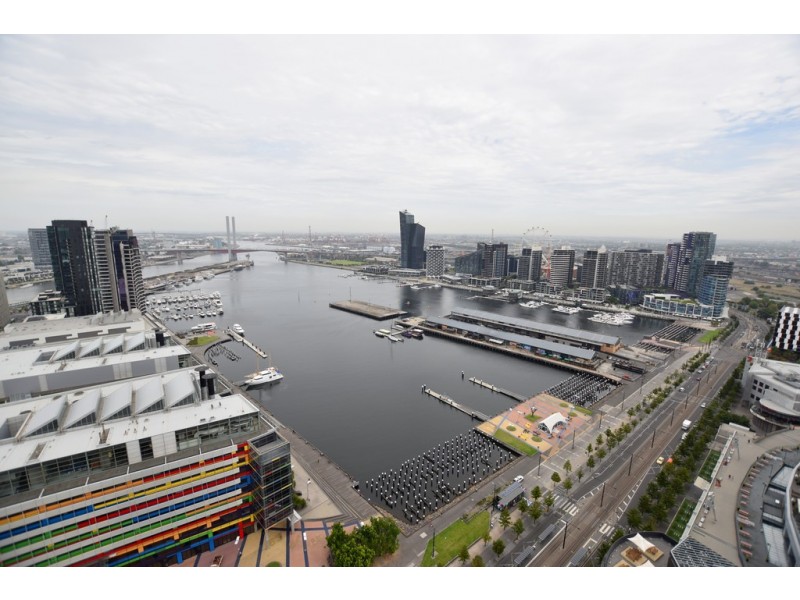 3404/100 Harbour Esplanade, Docklands VIC 3008