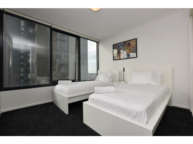 REF 020907/163 City Road, Southbank VIC 3006