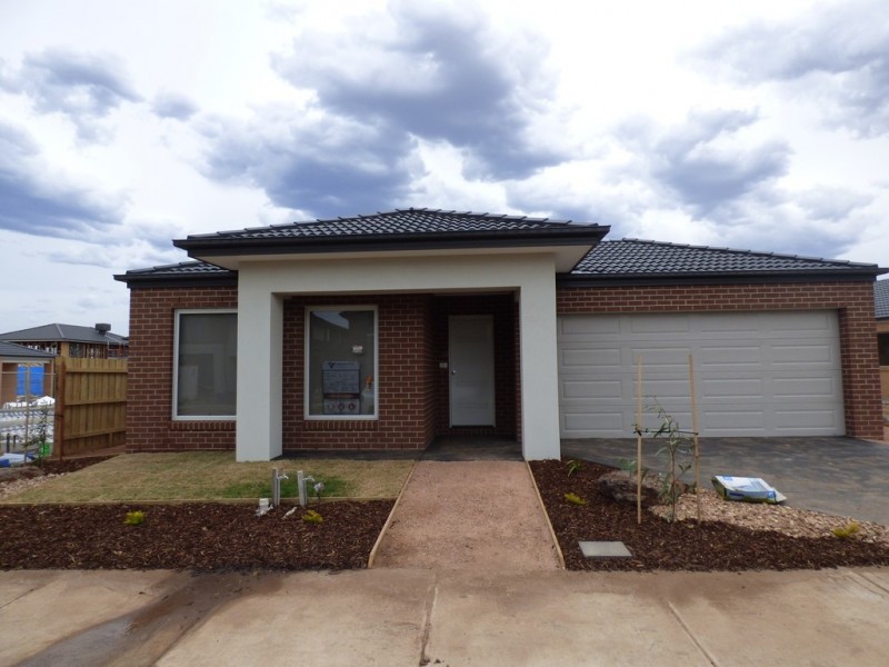 11 Broome Road, Point Cook VIC 3030