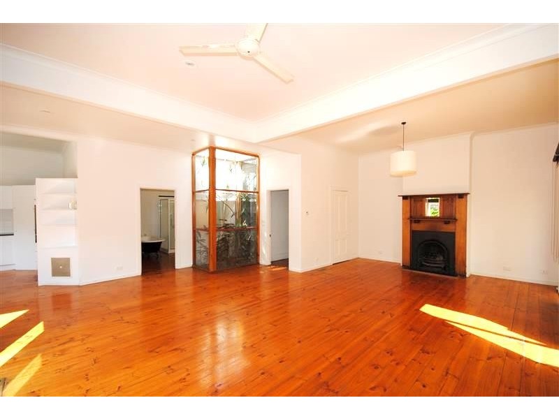 112 Ingles Street, Port Melbourne VIC 3207