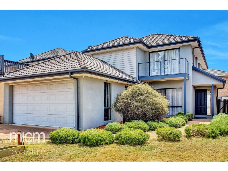 23 Lowess Lane, Sanctuary Lakes VIC 3030