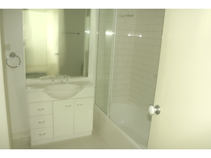 REF 021316/39 Dorcas Street, South Melbourne VIC 3205