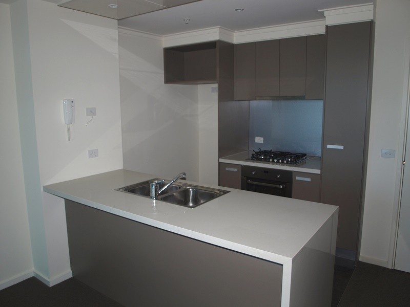 REF 021403/180 City Road, Southbank VIC 3006