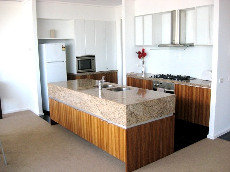 REF 021553/173 City Road, Southbank VIC 3006