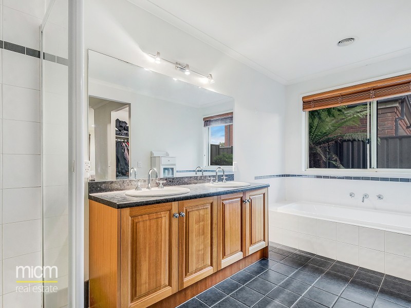 3 Pankhurst Promenade, Point Cook VIC 3030