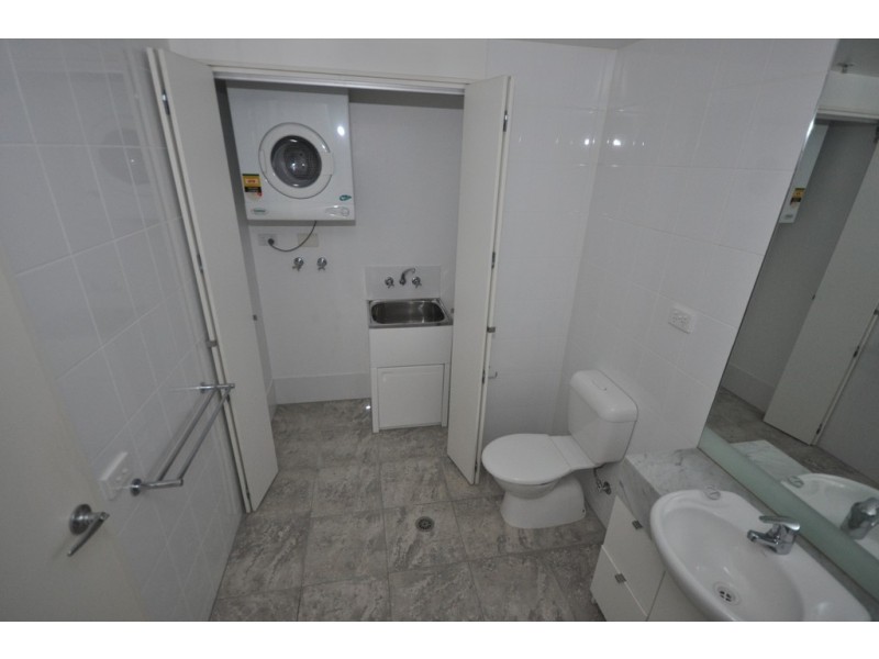 REF 021518/173 City Road, Southbank VIC 3006