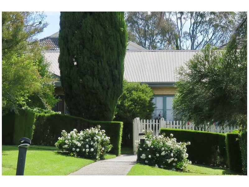 2/7 Vaughan Crescent, Kew VIC 3101