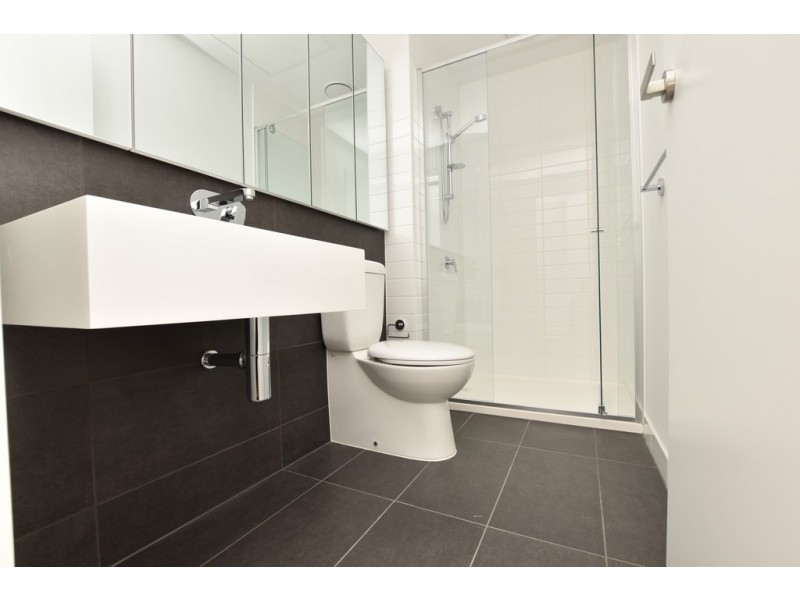 1706R/33 Rose Lane, Melbourne VIC 3000