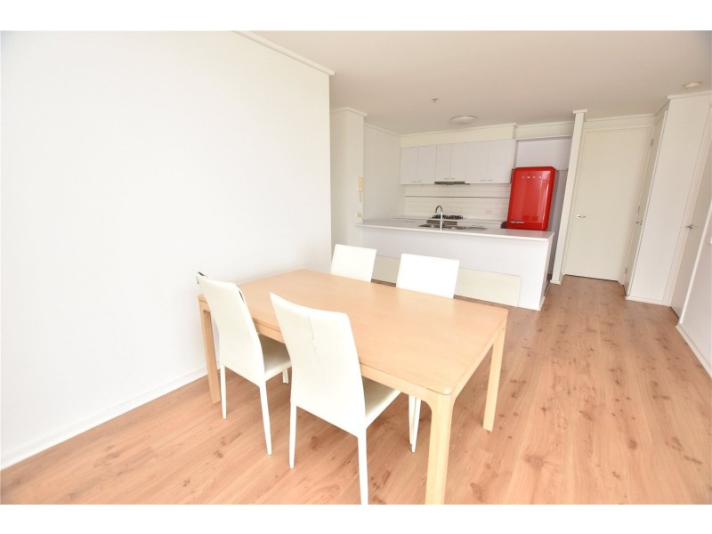 REF 210209/99 Whiteman Street, Southbank VIC 3006