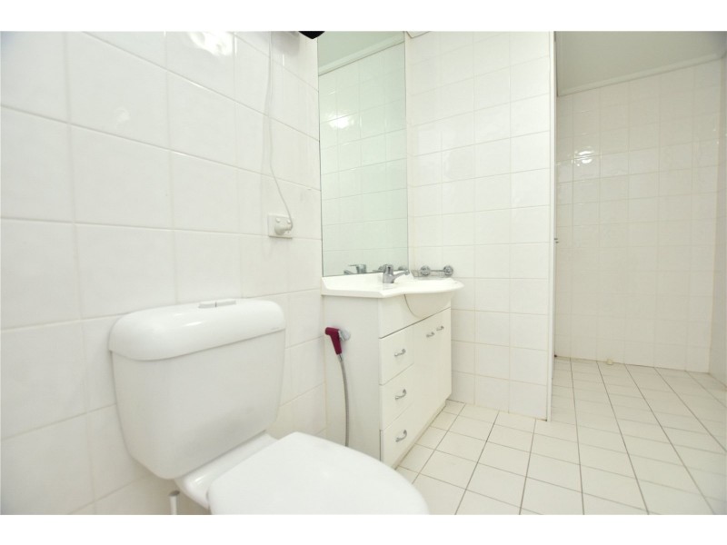 REF 210209/99 Whiteman Street, Southbank VIC 3006