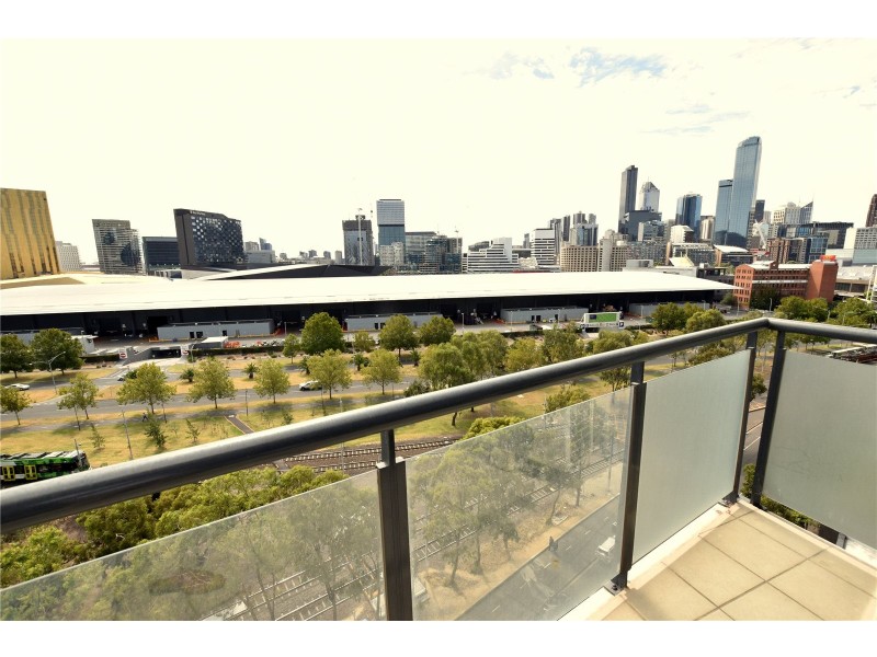 REF 210209/99 Whiteman Street, Southbank VIC 3006
