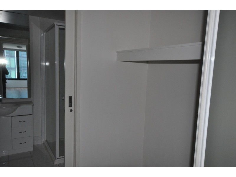 REF 022201/163 City Road, Southbank VIC 3006