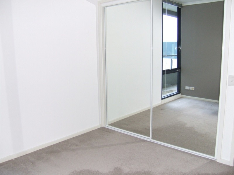 REF 022615/69 Dorcas Street, South Melbourne VIC 3205