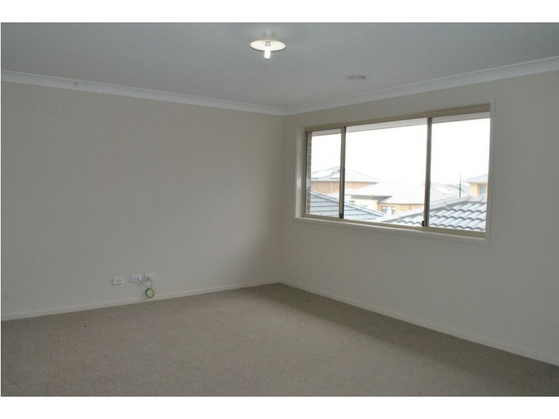 10 Castor Street, Williams Landing VIC 3027