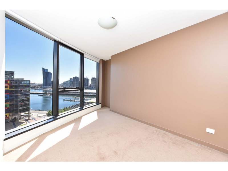 1101/100 Harbour Esplanade, Docklands VIC 3008