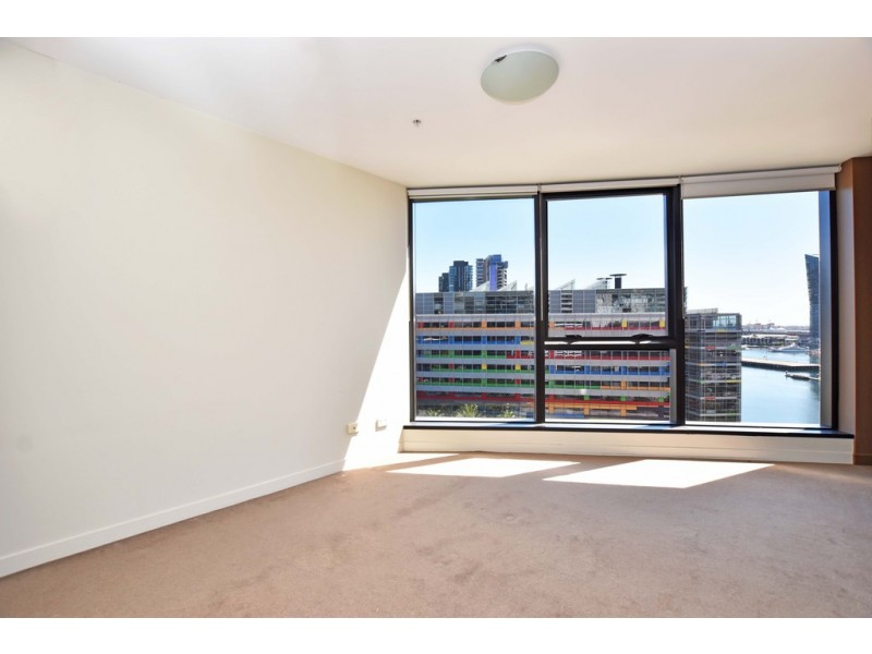 1101/100 Harbour Esplanade, Docklands VIC 3008
