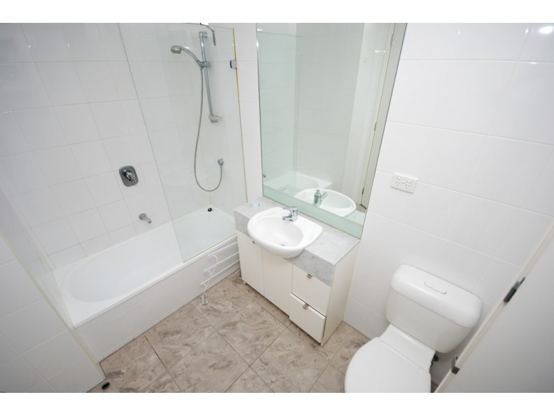 REF 030139/183 City Road, Southbank VIC 3006