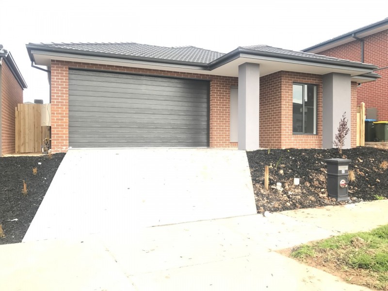 62 Carmen Road, Point Cook VIC 3030