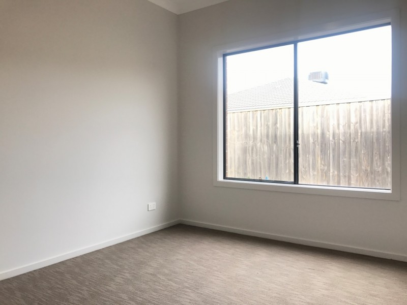 62 Carmen Road, Point Cook VIC 3030