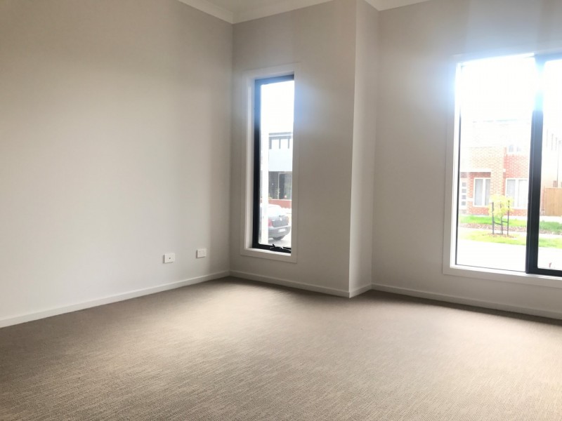 62 Carmen Road, Point Cook VIC 3030