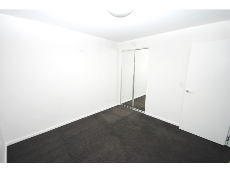 REF 020301/241 City Road, Southbank VIC 3006