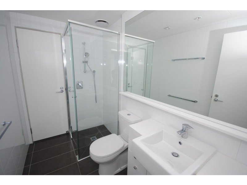 REF 020301/53 Batman Street, West Melbourne VIC 3003