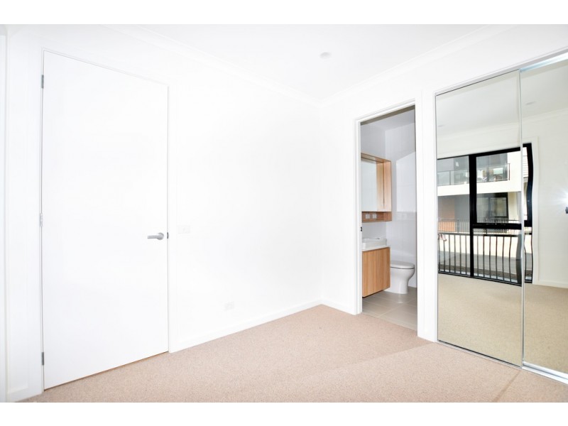 18 Kitchen Street, Port Melbourne VIC 3207