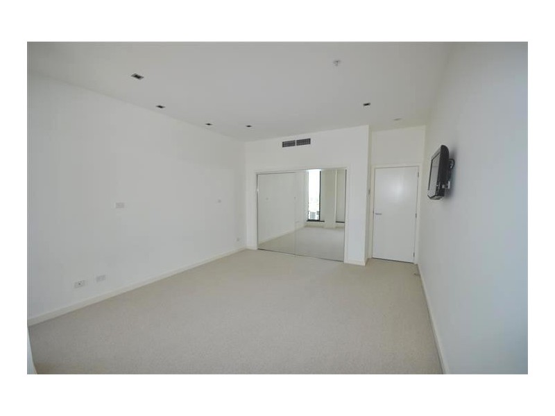 4201/100 Harbour Esplanade, Docklands VIC 3008