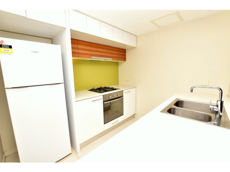 1109/100 Harbour Esplanade, Docklands VIC 3008