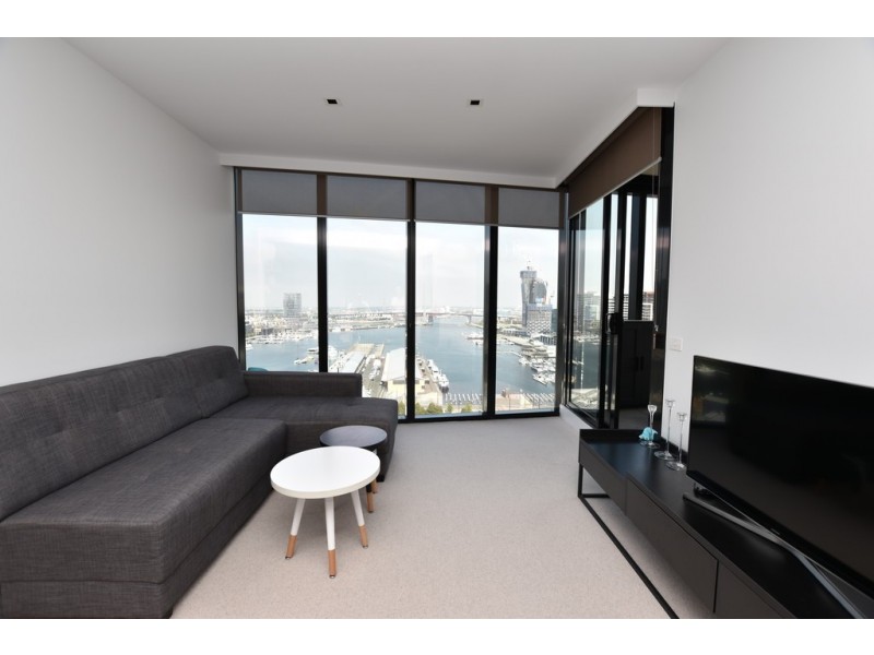1709/677 La Trobe Street, Docklands VIC 3008